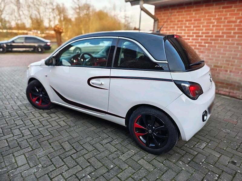 Gebraucht Opel Adam 70 PS (51 kW) 2016 Weiß Kleinwagen