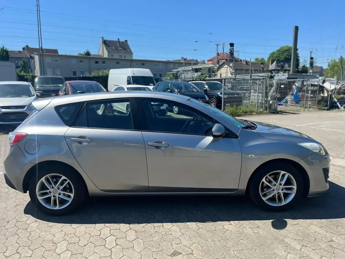 Gebraucht Mazda 3 150 PS (110 kW) 2011 Grau Kleinwagen