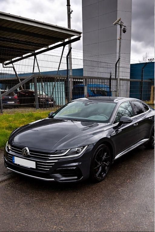 Gebraucht VW Arteon R-line 272 PS (200 kW) 2019 Grau Kleinwagen