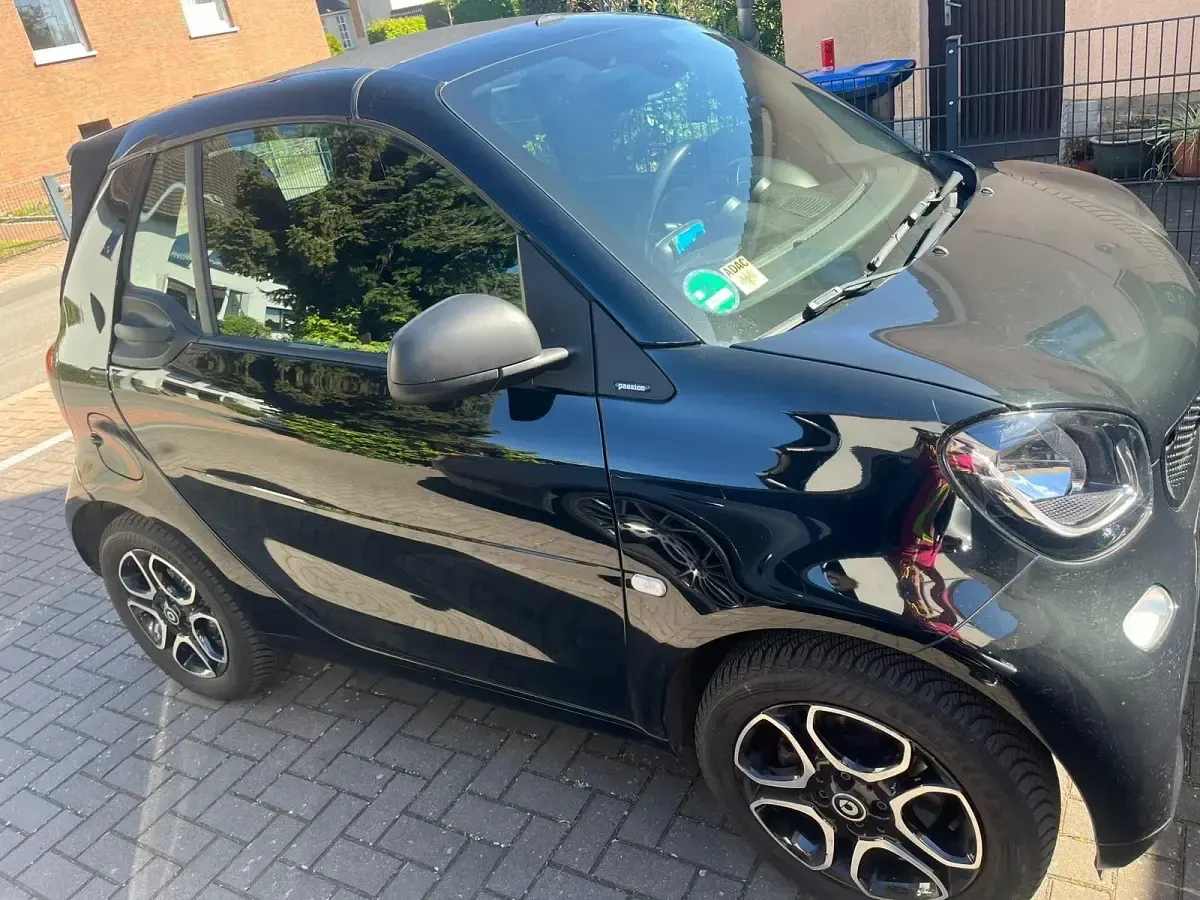 Gebraucht Smart ForTwo Cabrio 90 PS (66 kW) 2017 Schwarz Cabrio
