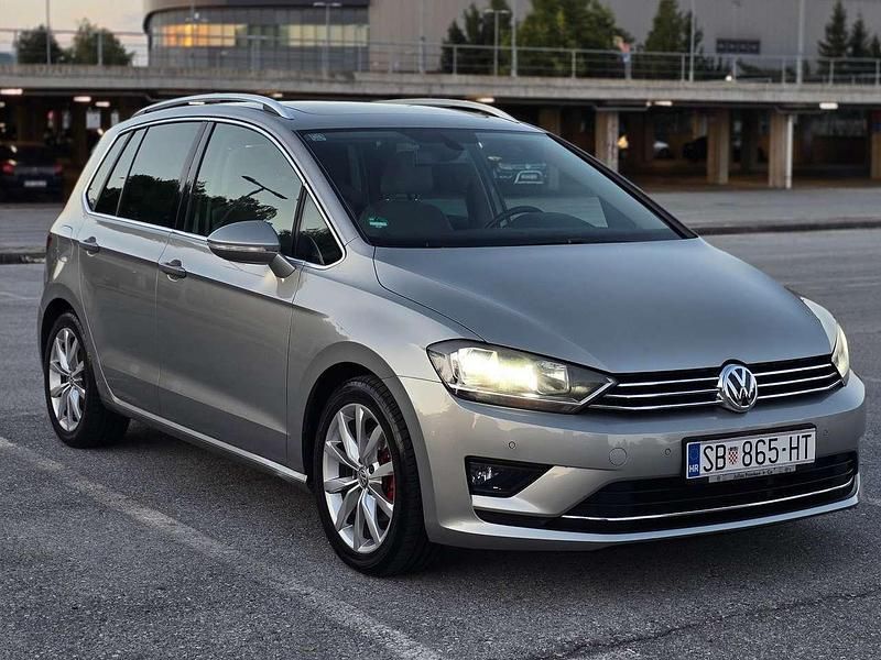 Gebraucht 2015 VW Golf VII Highline Kombi | 14.200 € (Teuer) - Bild 1/4