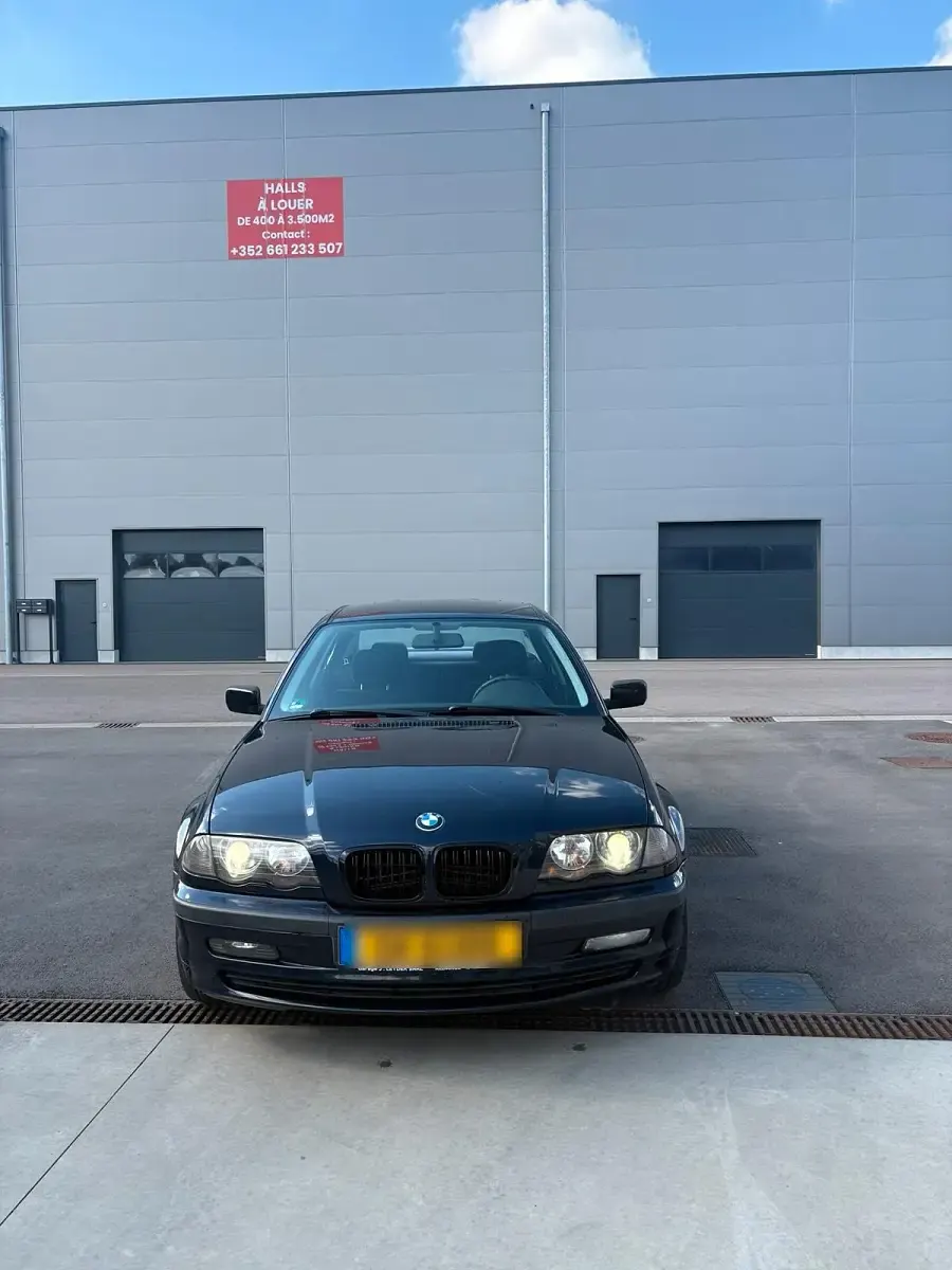 Gebraucht BMW 320 150 PS (110 kW) 1998 Limousine