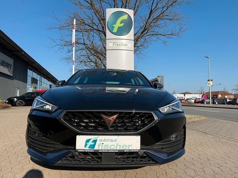 Gebraucht Cupra Leon Basis 150 PS (110 kW) 2023 Schwarz Limousine