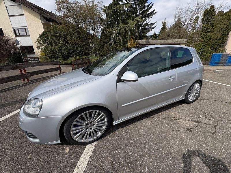 Gebraucht VW Golf IV R 250 PS (183 kW) 2006 Silber Limousine
