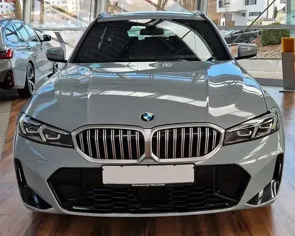Gebraucht BMW 330 M Sport 245 PS (180 kW) 2024 Grau Limousine