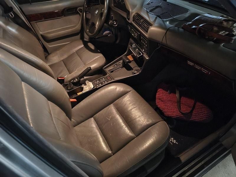 Gebraucht BMW 530 188 PS (138 kW) 1989 Silber Limousine