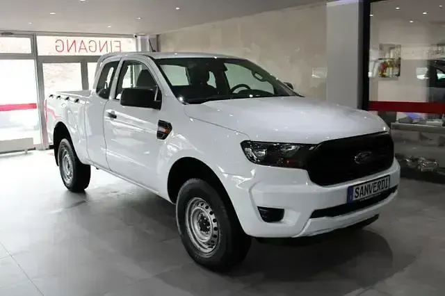 Używany Ford Ranger 131 KM (96 kW) 2022 Biały Pickup