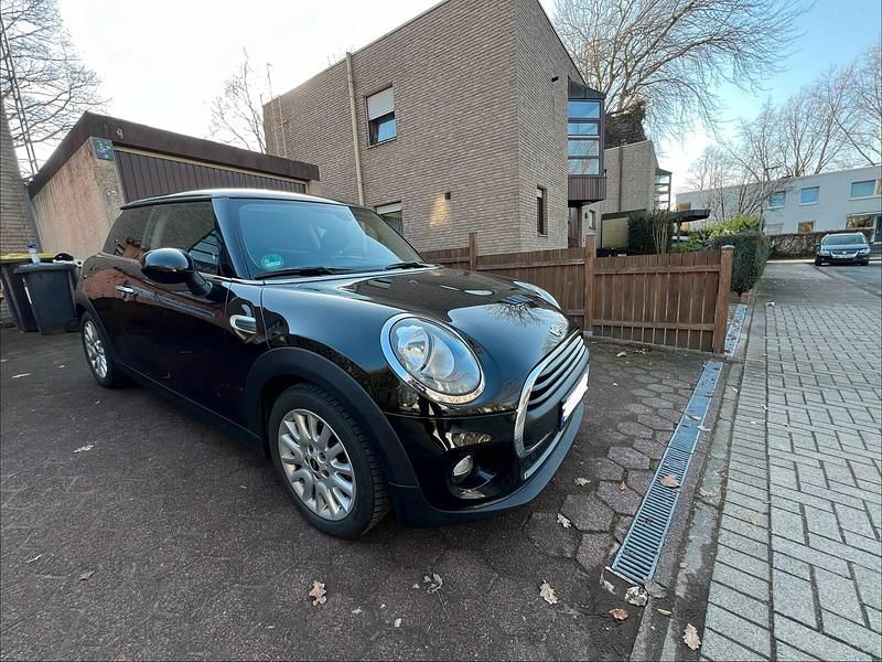 Gebraucht Mini One D 95 PS (69 kW) 2017 Schwarz Kleinwagen