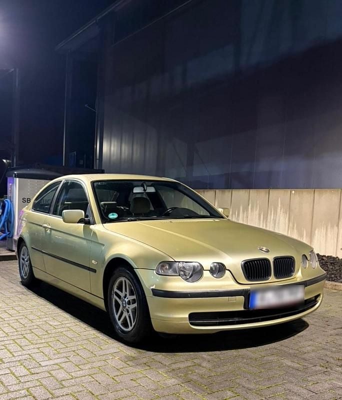 Gebraucht BMW 316 115 PS (84 kW) 2001 Kleinwagen
