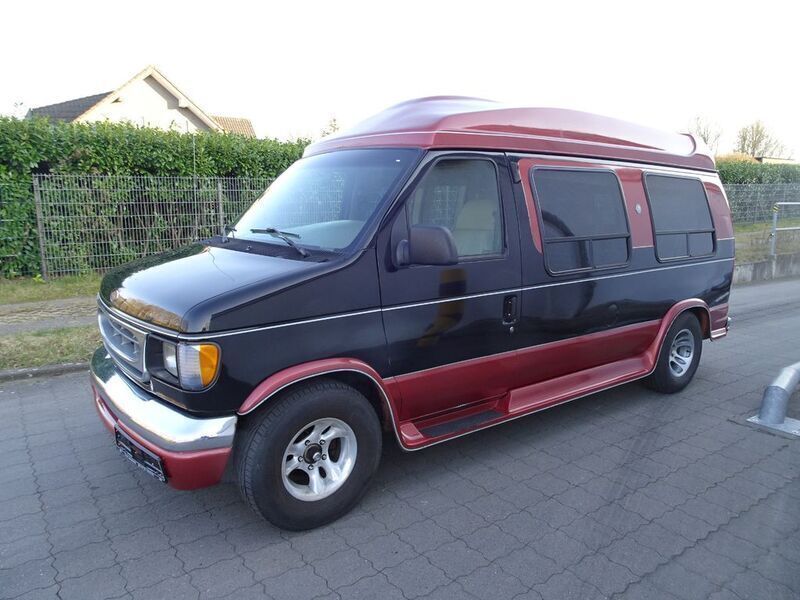 Rot Gebraucht 2000 Ford Econoline Van | 9.990 € - Bild 1/4