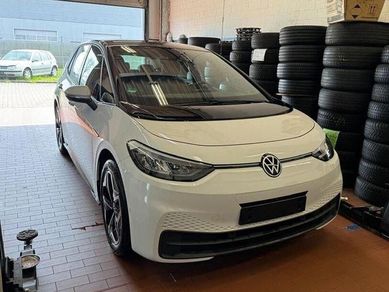 Gebraucht VW ID.3 Pro Performance 150 kW (204 PS) 2022 Weiß Kleinwagen