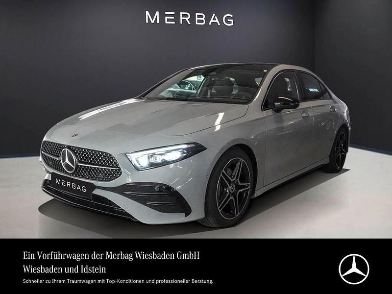 Alpingrau Gebraucht 2025 Mercedes A180 AMG Limousine | 35.890 € (Teuer) - Bild 1/4