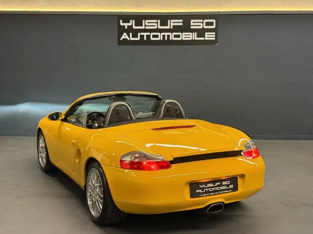 Brugt Porsche Boxster 220 HK (161 kW) 2002 Gul Cabriolet