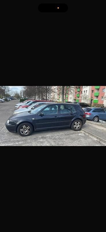 Schwarz Gebraucht 2001 VW Golf IV | 1.300 € (Superpreis) - Bild 1/4