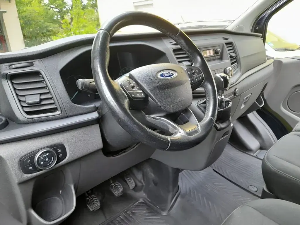 Gebraucht Ford Transit 131 PS (96 kW) 2019 Blau Van