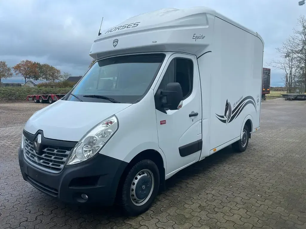 Gebraucht Renault Master 2020 Weiß Van / Kleinbus