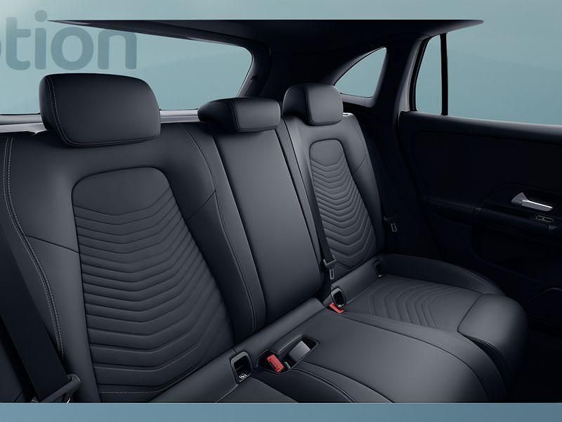 Gebraucht Mercedes GLA200 163 PS (119 kW) 2020 Weiß SUV