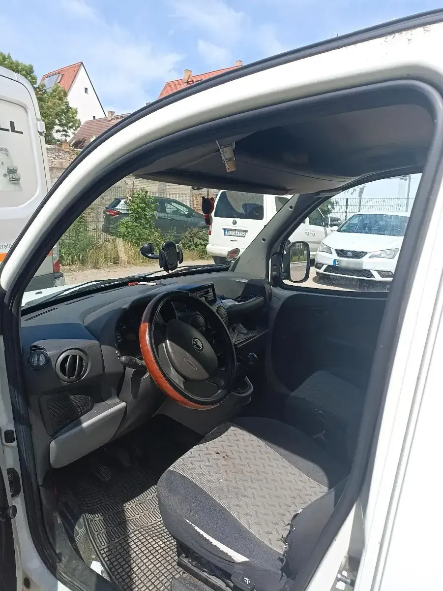 Gebraucht Fiat Doblò 75 PS (55 kW) 2006 Weiß Van / Kleinbus