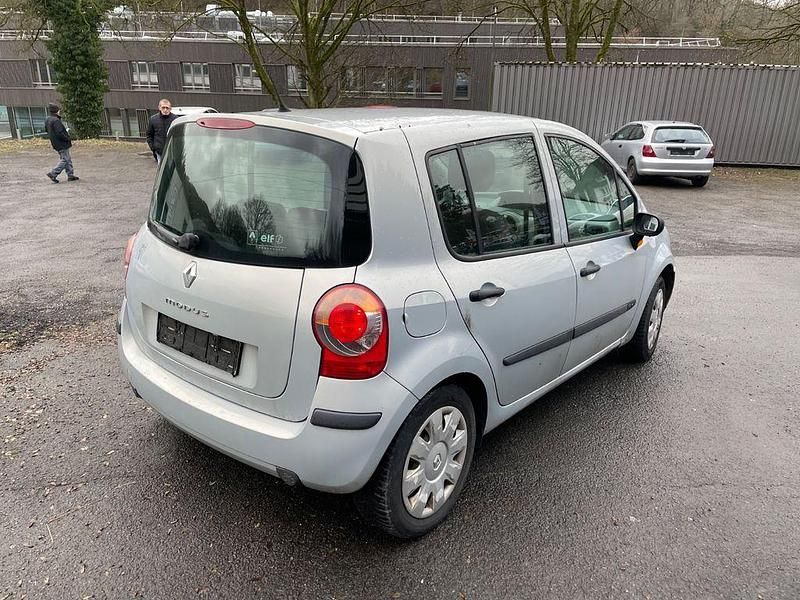 Gebraucht Renault Modus 88 PS (64 kW) 2005 Grau Van / Kleinbus