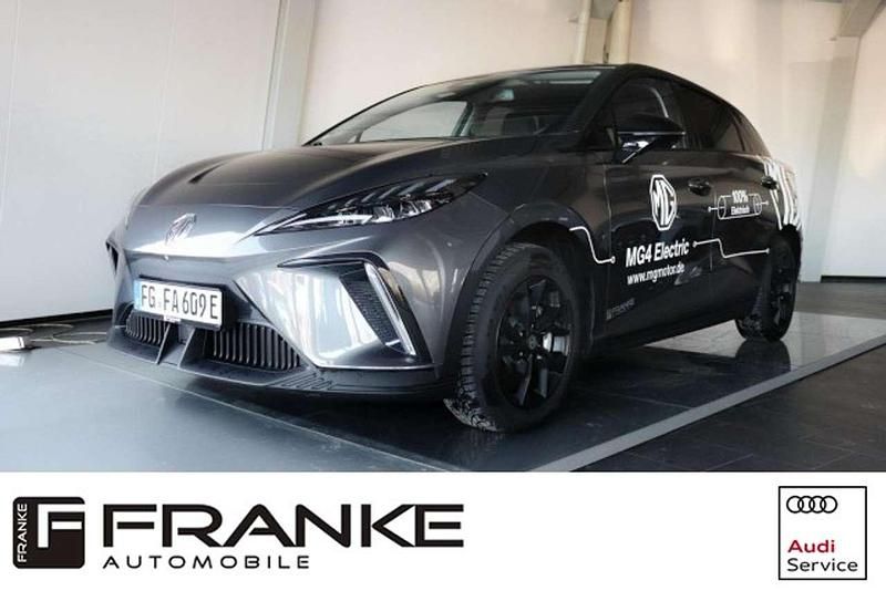 Gebraucht MG MG4 EV Luxury 150 kW (204 PS) 2025 Grau Kleinwagen
