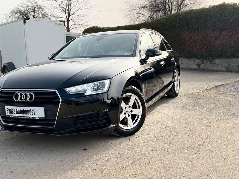 Gebraucht Audi A4 Basis 150 PS (110 kW) 2017 Schwarz Kombi