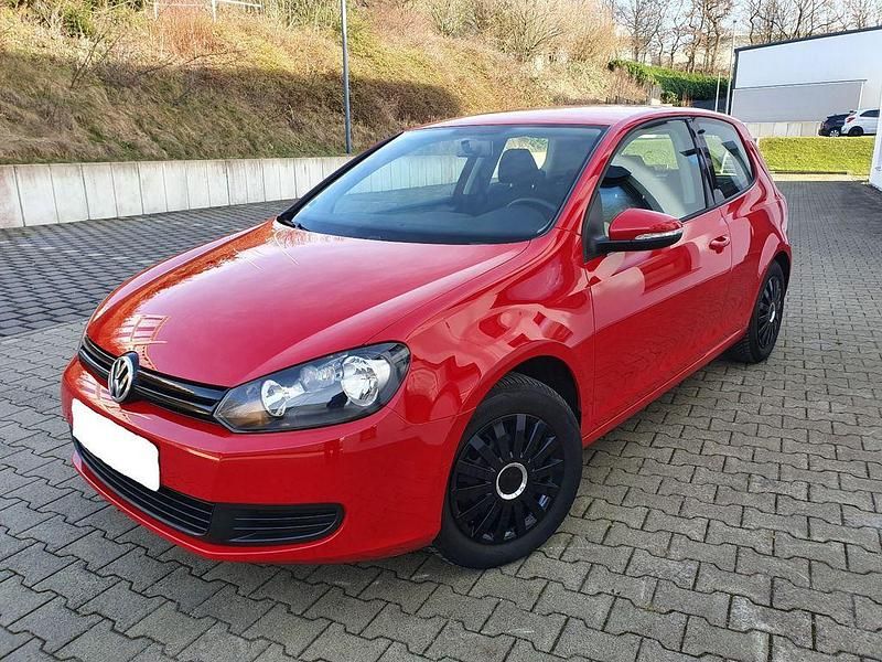 Rot Gebraucht 2012 VW Golf Limousine | 7.999 € (Etwas zu teuer) - Bild 1/4