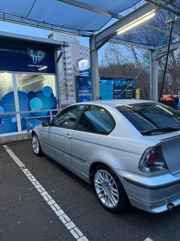 Gebraucht BMW 316 116 PS (85 kW) 2002 Silber Kleinwagen