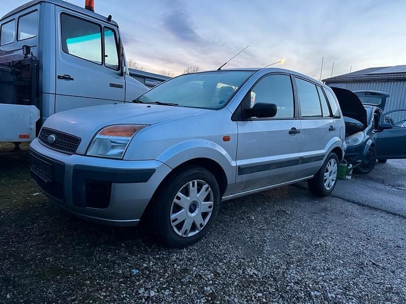 Gebraucht Ford Fusion 80 PS (58 kW) 2008 Grau Kleinwagen