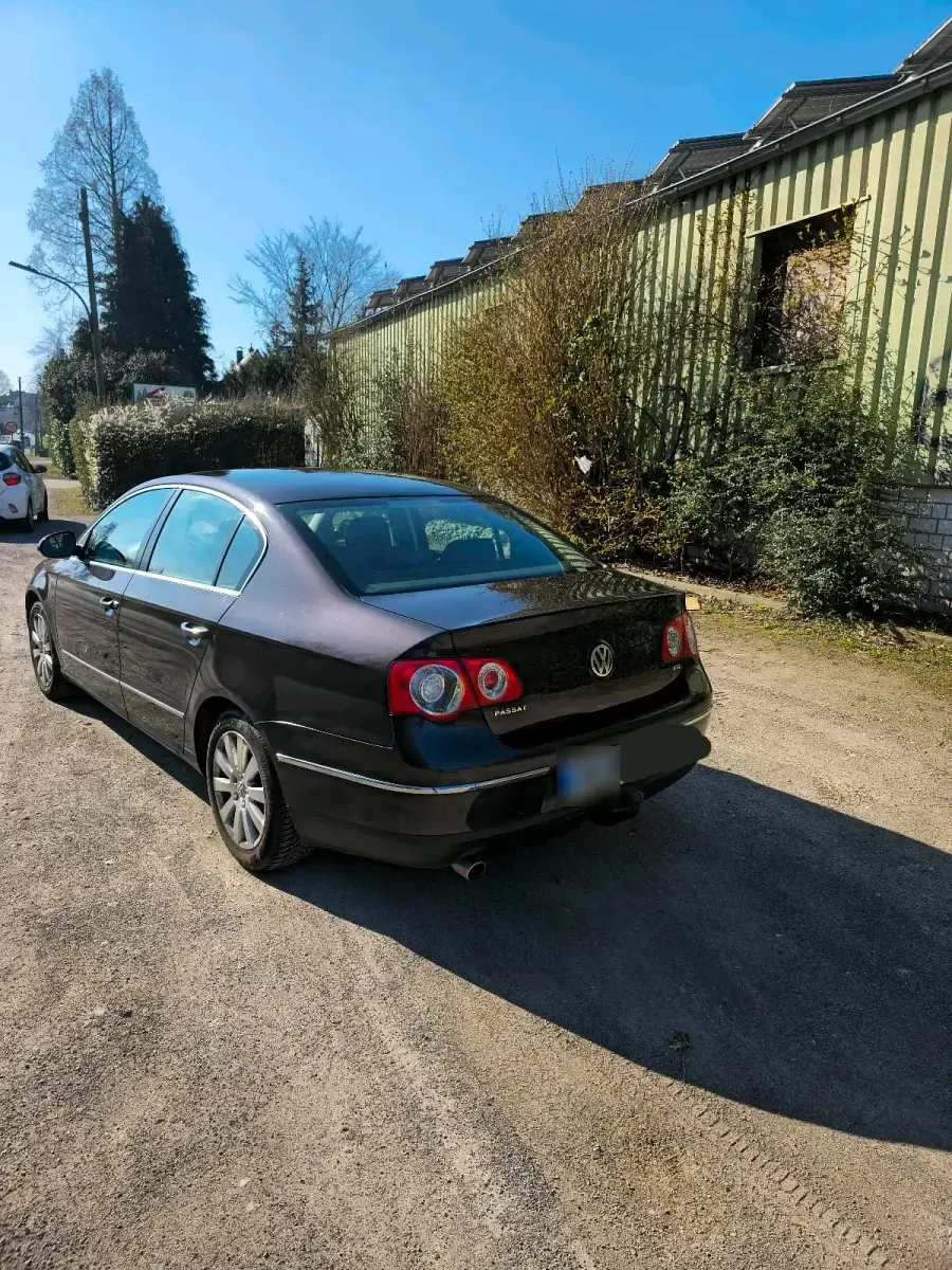 Gebraucht VW Passat 115 PS (84 kW) 2007 Braun Limousine