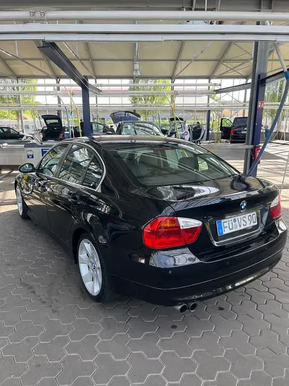 Brugt BMW 325 218 HK (160 kW) 2005 Sort Sedan