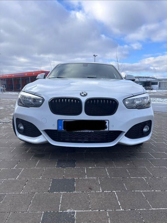 Gebraucht BMW 120 M Sport 190 PS (139 kW) 2018 Weiß Kleinwagen