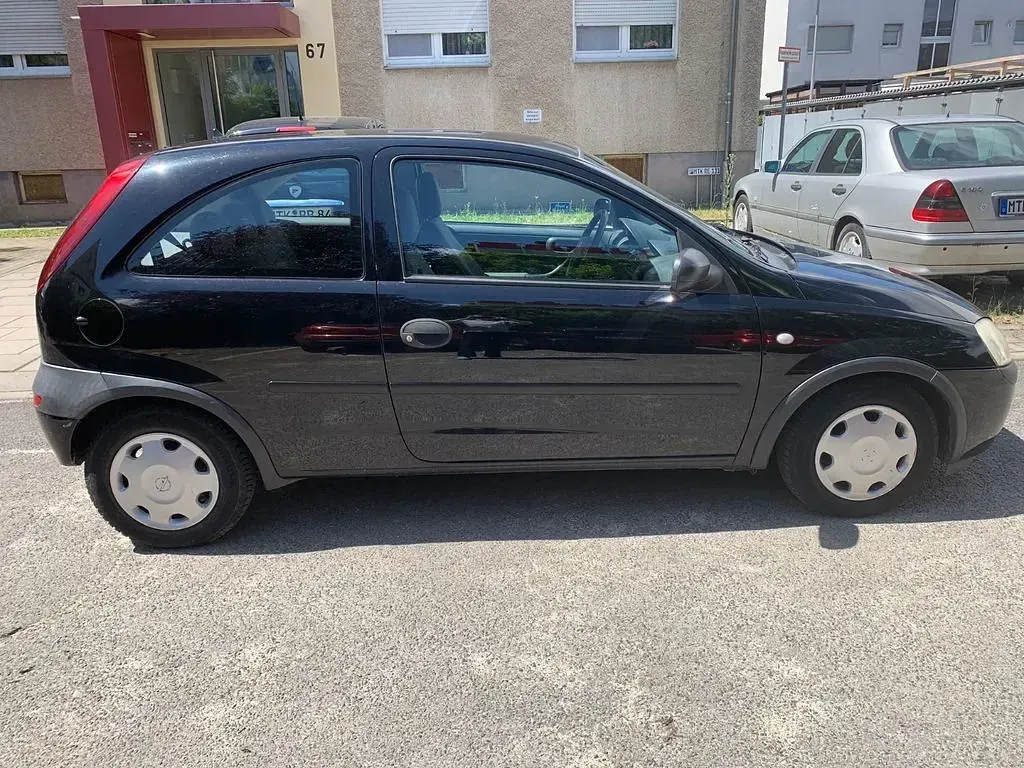 Gebraucht Opel Corsa 75 PS (55 kW) 2001 Violet Kleinwagen