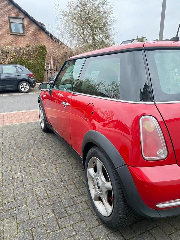Gebraucht Mini ONE 90 PS (66 kW) 2005 Rot Kleinwagen