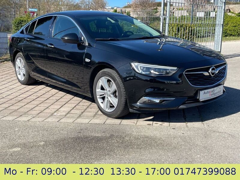 Schwarz Gebraucht 2017 Opel Insignia Innovation Limousine | 12.499 € (Guter Preis) - Bild 1/4