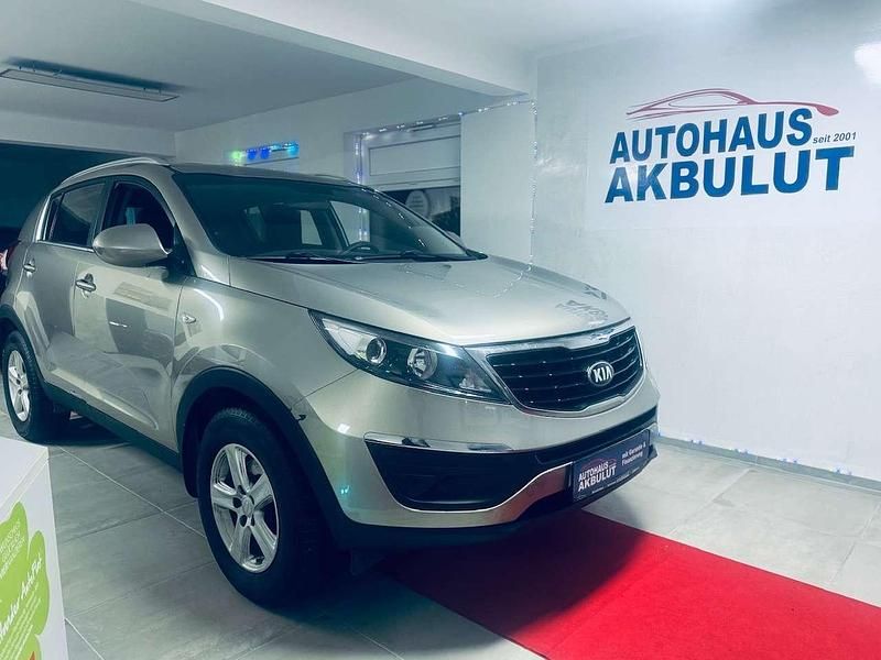 (aa3) sirius silver m Gebraucht 2014 Kia Sportage Attract SUV | 7.750 € (Fairer Preis) - Bild 1/3
