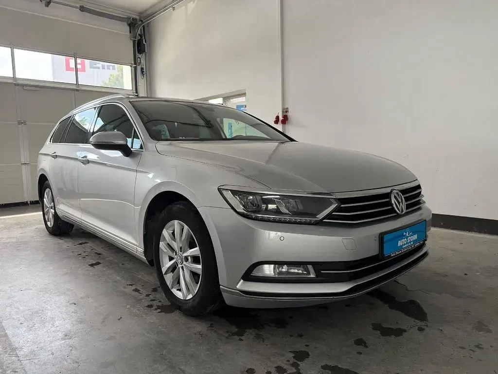 Gebraucht VW Passat Highline 190 PS (139 kW) 2019 Reflexsilber metallic Kombi