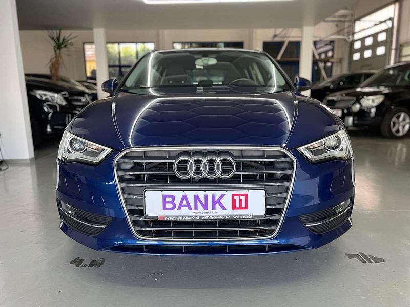Gebraucht Audi A3 Ambition 125 PS (91 kW) 2015 Scubablau metallic Kleinwagen