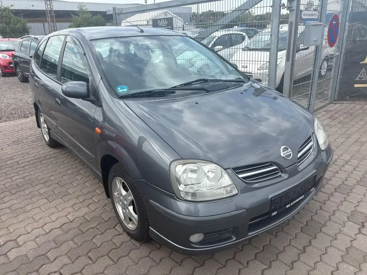 Gebraucht Nissan Almera Acenta+ 116 PS (85 kW) 2006 Grau Limousine