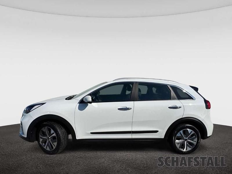 Gebraucht Kia e-Niro Vision 150 kW (204 PS) 2022 Clear white SUV