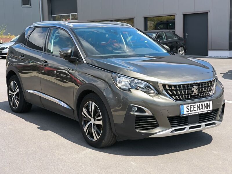 Grau Gebraucht 2019 Peugeot 3008 Allure SUV | 18.700 € (Guter Preis) - Bild 1/4