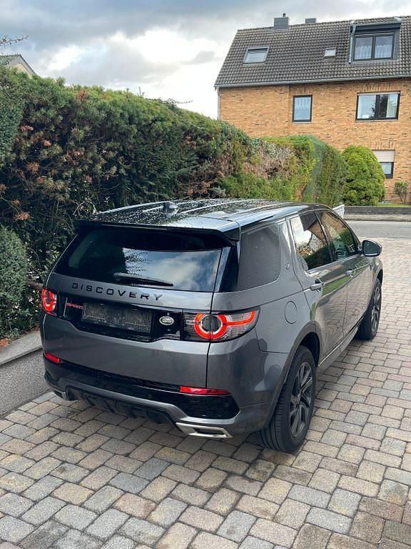 Grau Gebraucht 2017 Land Rover Discovery Sport SE SUV | 14.350 € (Fairer Preis) - Bild 1/4