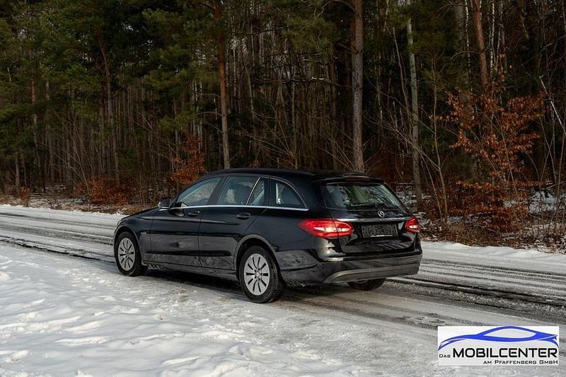 Gebraucht Mercedes C220 170 PS (125 kW) 2017 Schwarz Kombi