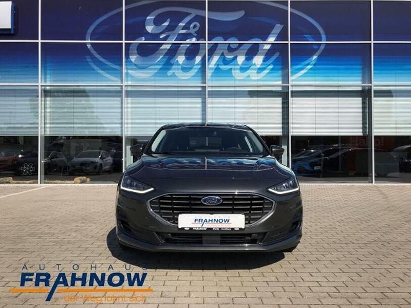 Gebraucht Ford Focus Titanium 125 PS (91 kW) 2025 Magneticgrau (metallic) (grau) Limousine