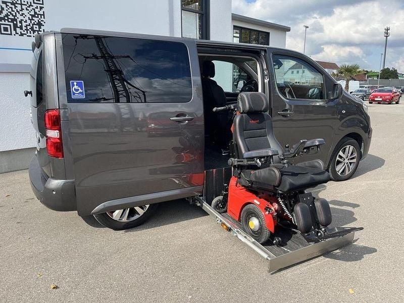 Gebraucht Peugeot Traveller 177 PS (130 kW) 2022 Platinum grau Van / Kleinbus