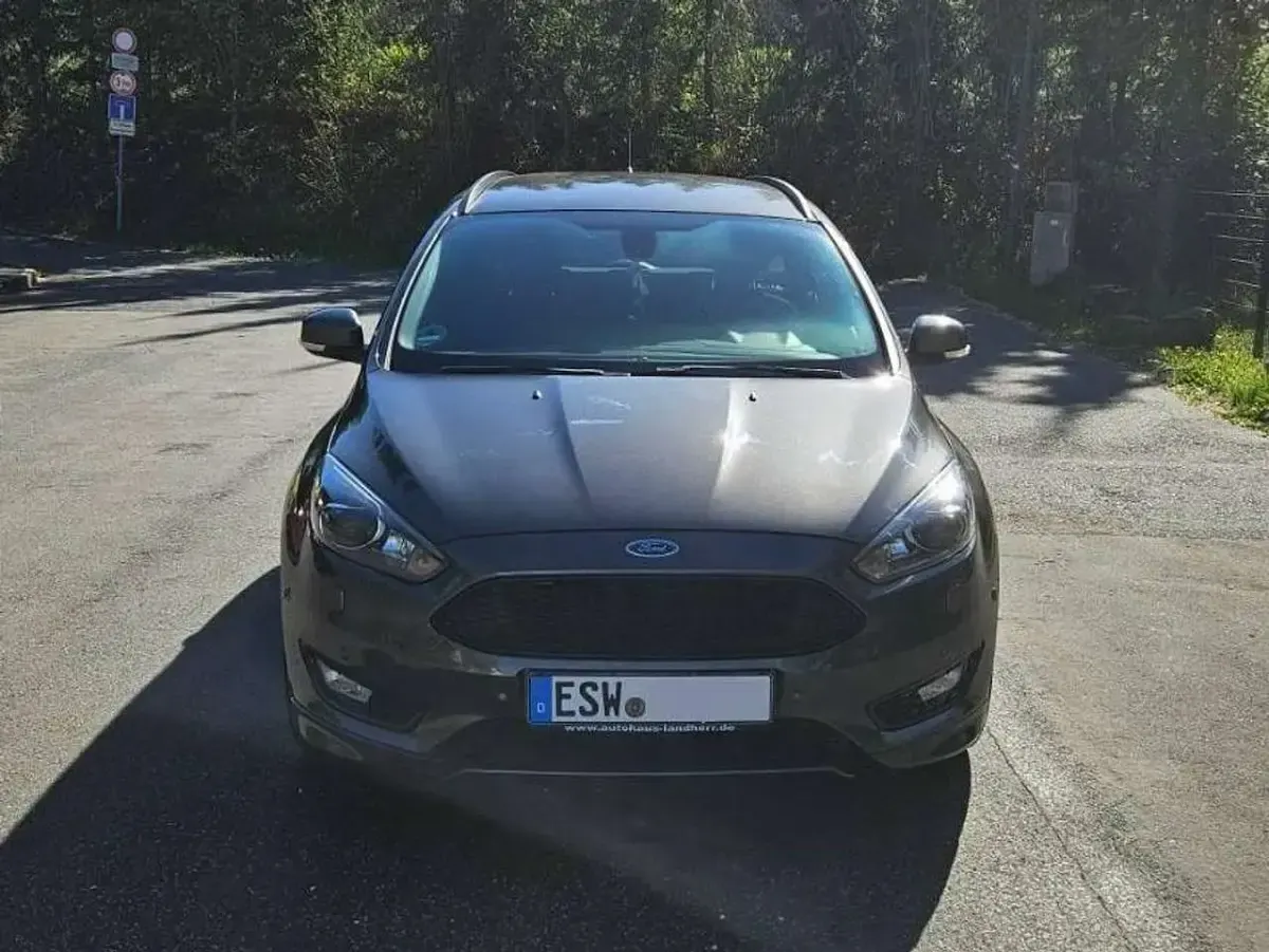 Gebraucht Ford Focus ST-Line 182 PS (133 kW) 2018 Grau Kombi