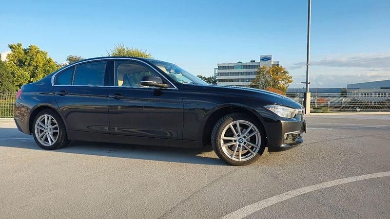 Gebraucht BMW 320 Luxury Line 184 PS (135 kW) 2013 Schwarz Limousine