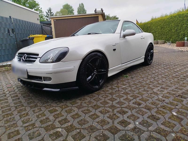 Weiß Gebraucht 1998 Mercedes SLK200 Cabrio | 2.100 € (Guter Preis) - Bild 1/4