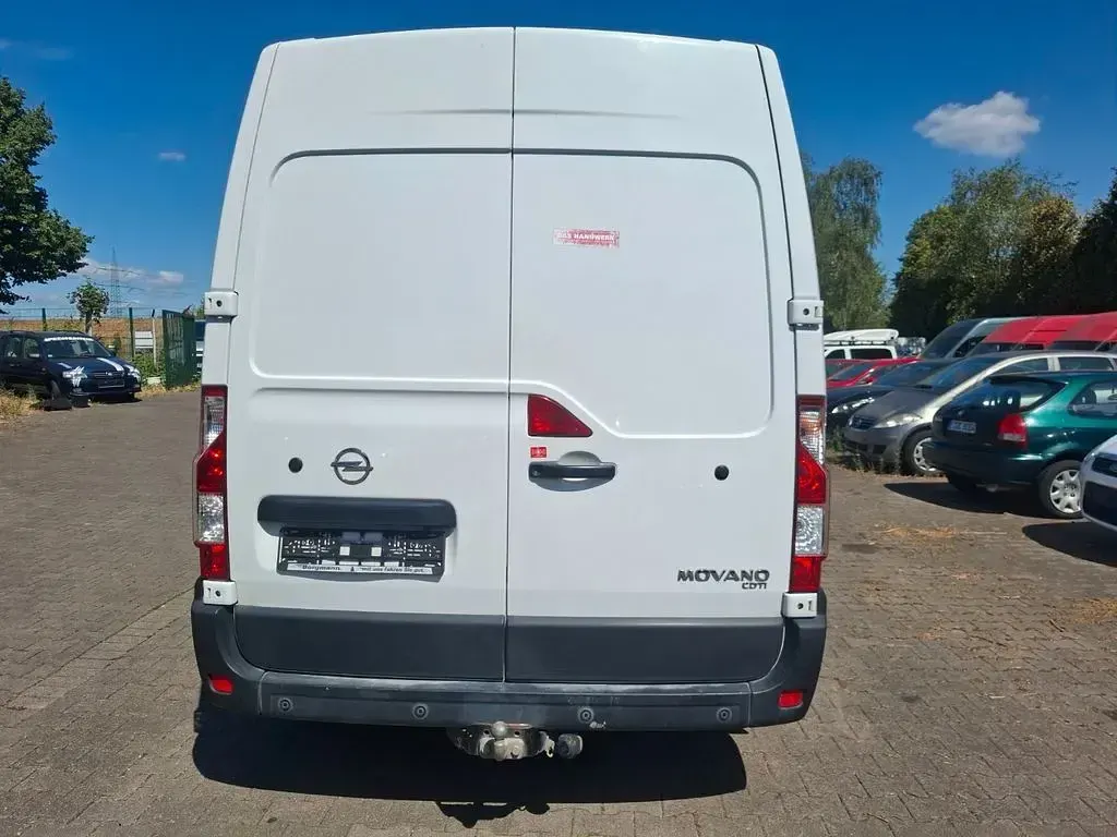 Gebraucht Opel Movano 131 PS (96 kW) 2019 Weiß Van / Kleinbus