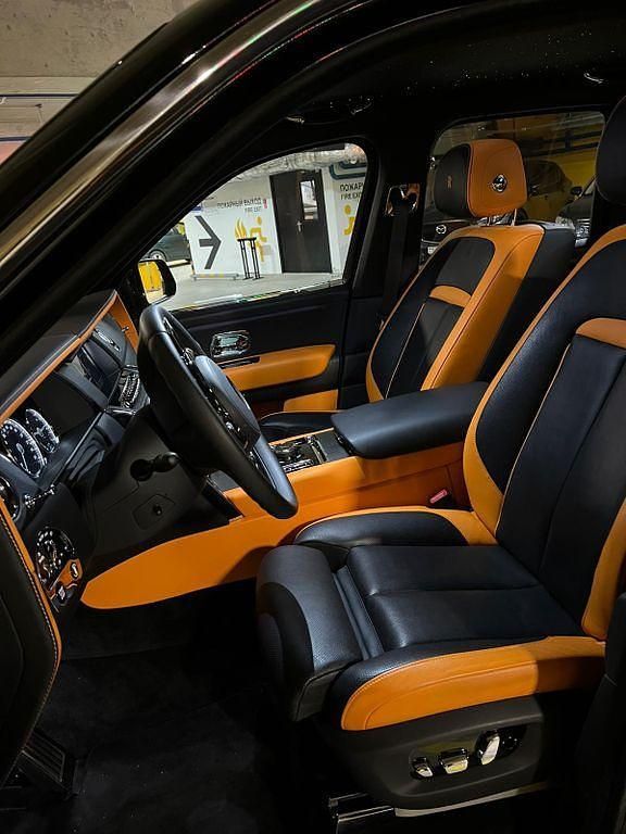 Gebraucht Rolls Royce Cullinan 571 PS (419 kW) 2022 Schwarz SUV