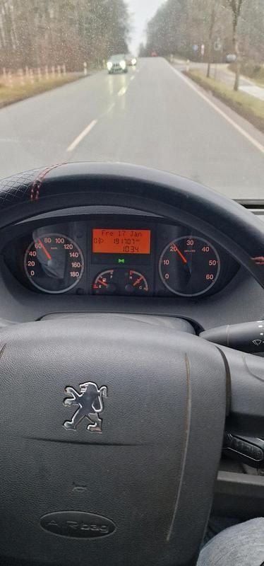 Weiß Gebraucht 2009 Peugeot Boxer Van | 3.995 € (Superpreis) - Bild 1/4